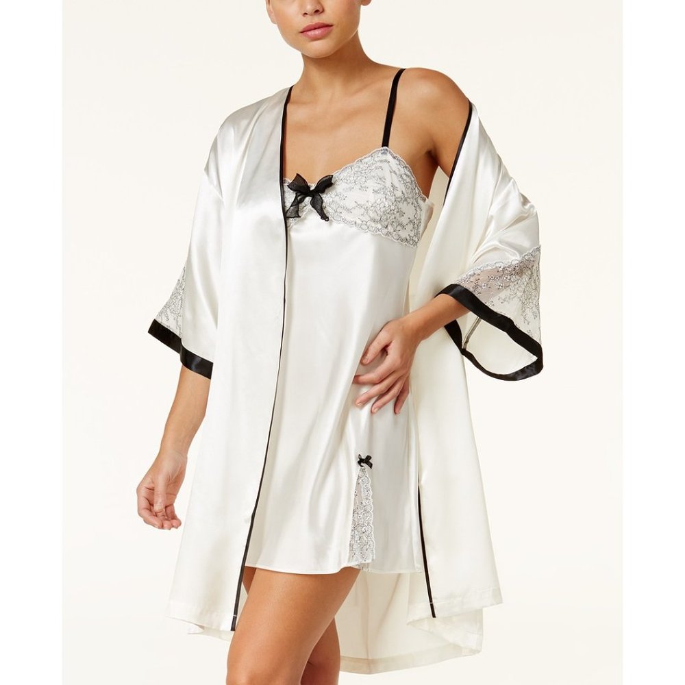 ROBE ONLY - Thalia Sodi Lace & Satin Bridal Wrap Robe L-XL